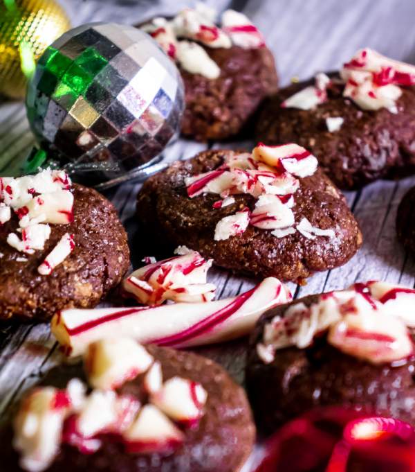 Peppermint Mocha Cookies with candy cane and baubles